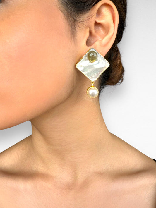 Pearl Royale Earrings